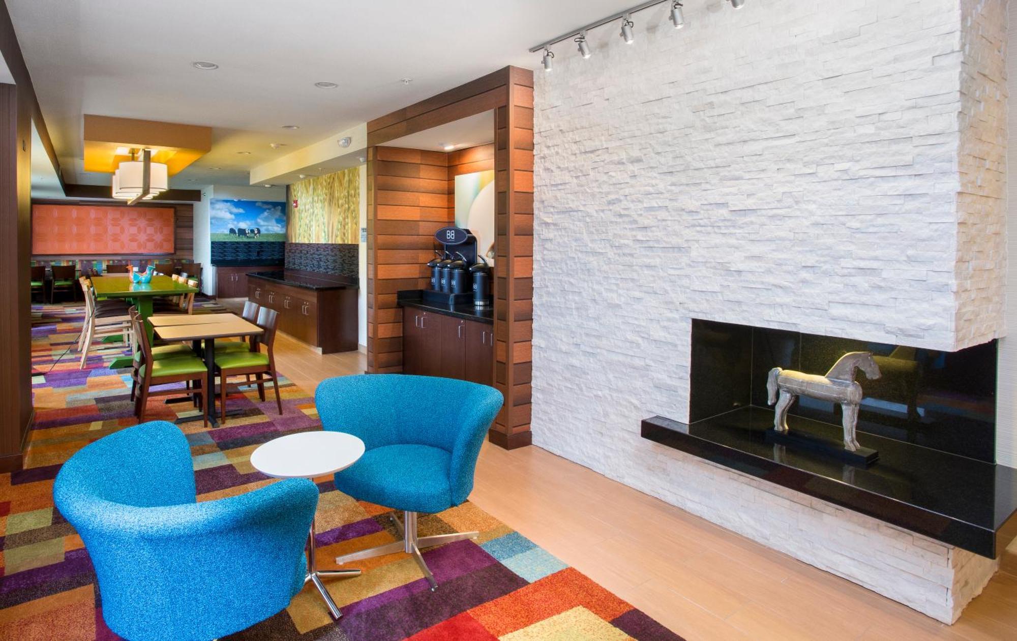 Fairfield Inn & Suites By Marriott Quincy Exteriör bild